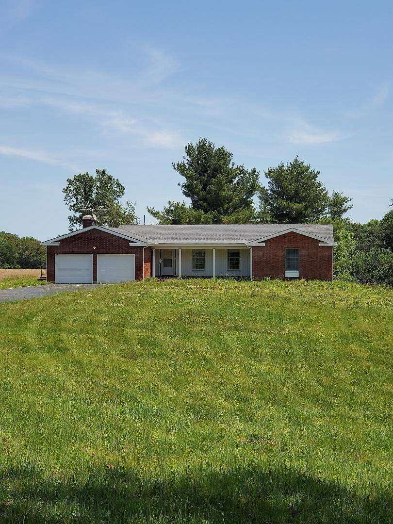 20 Acres of Land with Home for Sale in Hillsboro, Ohio