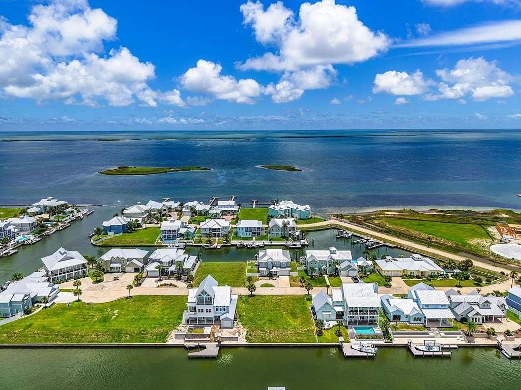 0.19 Acres of Residential Land for Sale in Rockport, Texas