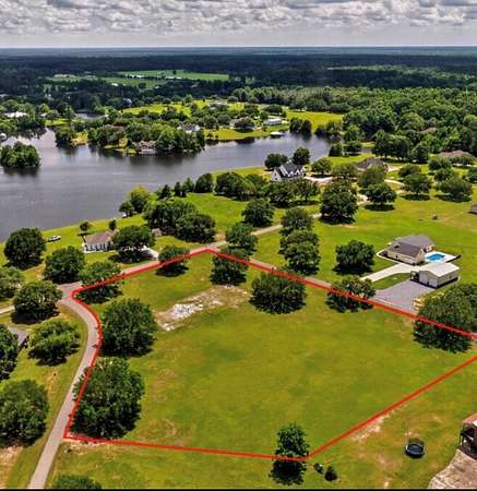 3.1 Acres of Residential Land for Sale in Carriere, Mississippi