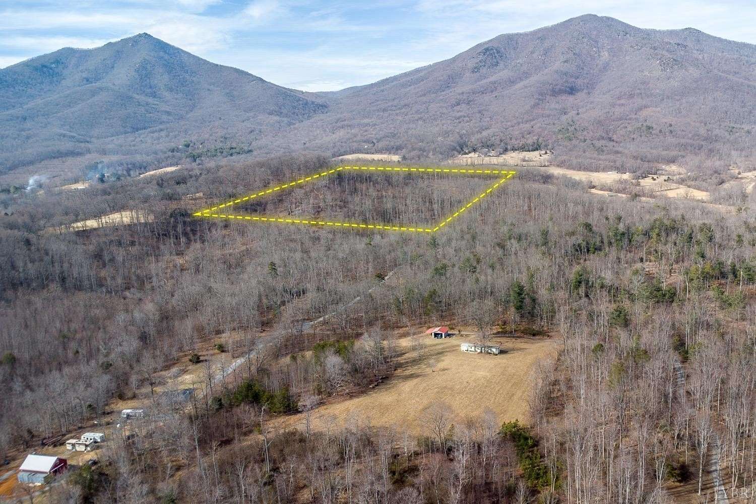 22 Acres of Agricultural & Residential Land for Sale in Bedford, Virginia