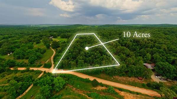 10 Acres of Recreational Land for Sale in Mammoth Spring, Arkansas