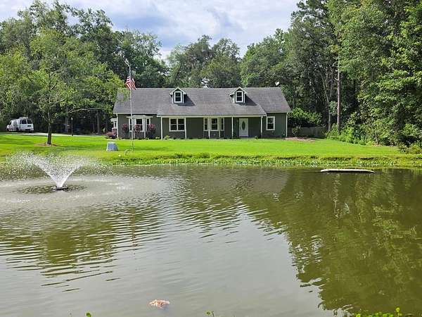 3.23 Acres of Land with Home for Sale in Valdosta, Georgia