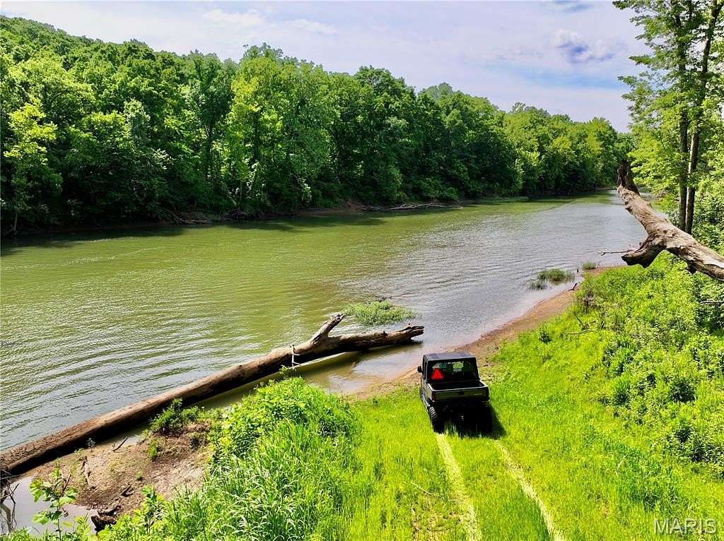 16.6 Acres of Recreational & Residential Land for Sale in Liberty Township, Missouri