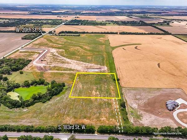 2.5 Acres of Residential Land for Auction in Goddard, Kansas