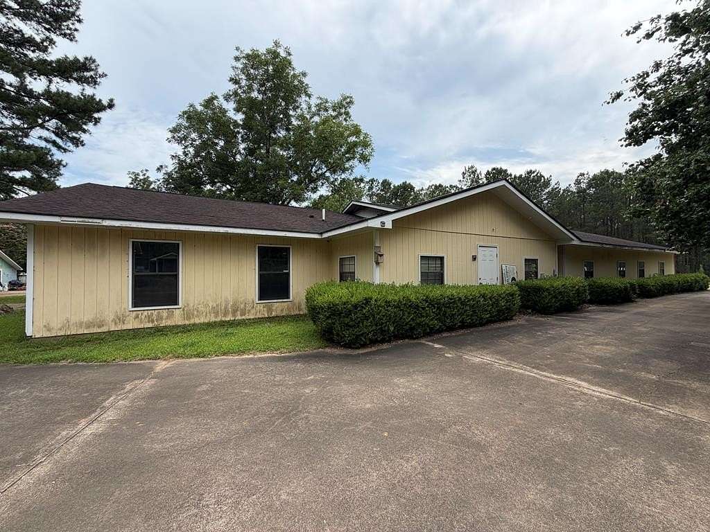 2.26 Acres of Improved Commercial Land for Sale in Cairo, Georgia
