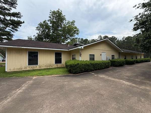 2.26 Acres of Improved Commercial Land for Sale in Cairo, Georgia
