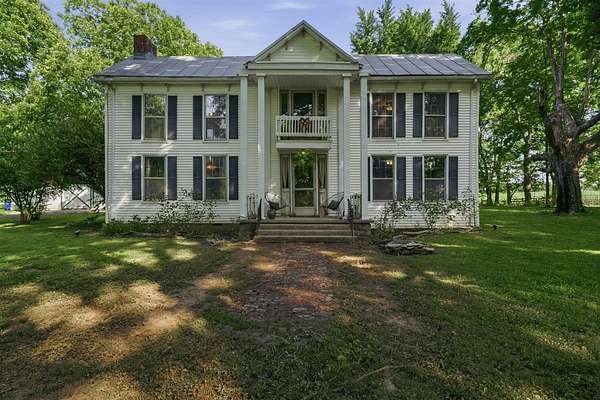 5 Acres of Land with Home for Sale in Franklin, Kentucky