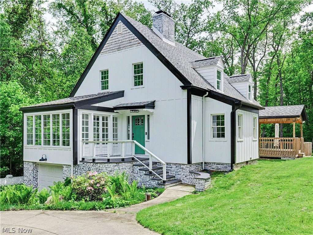 4.86 Acres of Land with Home for Sale in Barberton, Ohio