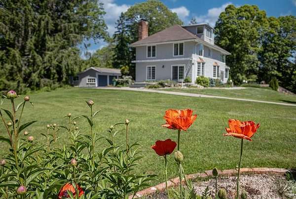 4.72 Acres of Land with Home for Sale in South Kingstown Town, Rhode Island