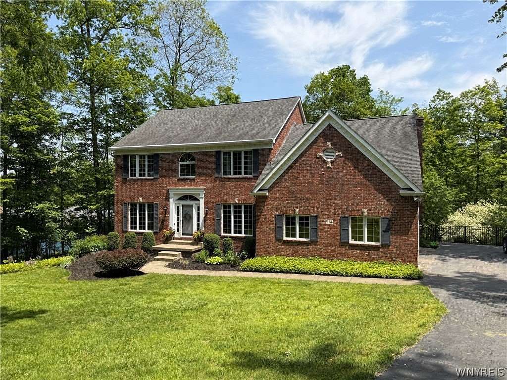 9 Acres of Land with Home for Sale in East Aurora, New York