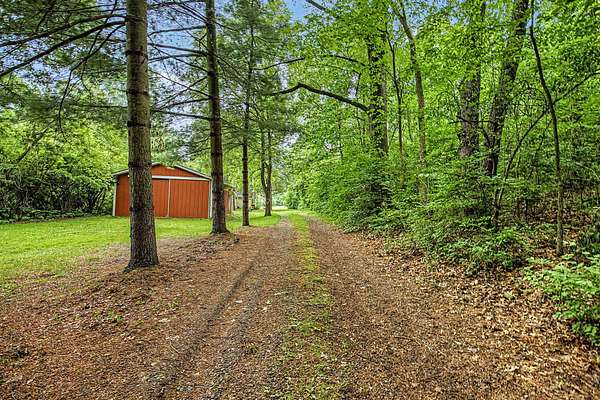 1 Acre of Residential Land for Sale in Jackson, Michigan