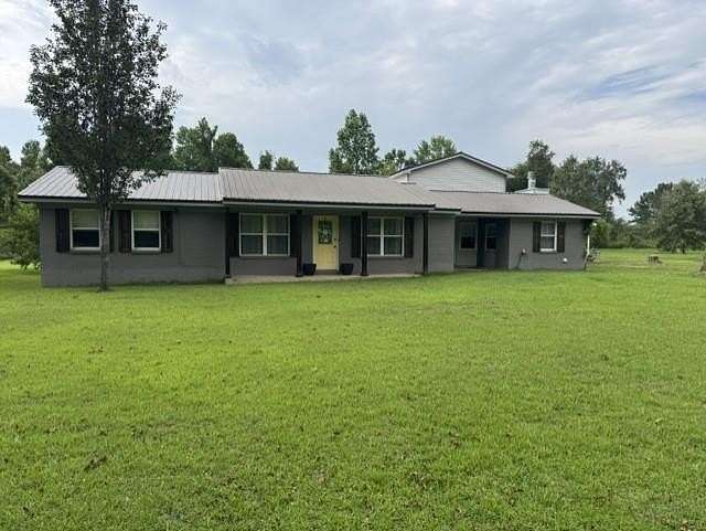 2 Acres of Land with Home for Sale in Cottonwood, Alabama