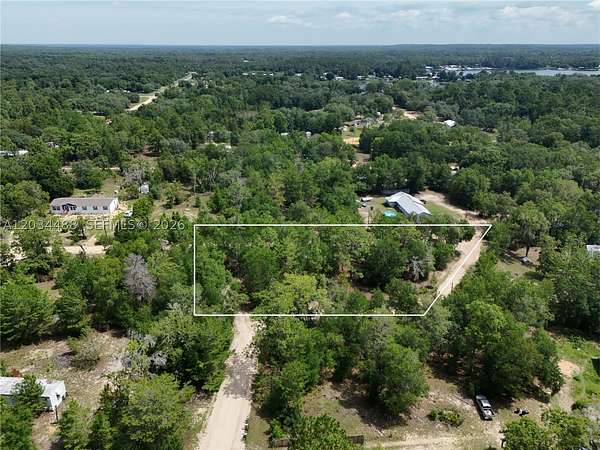 1.24 Acres of Residential Land for Sale in Interlachen, Florida