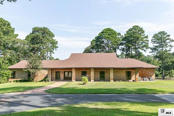 11.3 Acres of Land with Home for Sale in Ruston, Louisiana