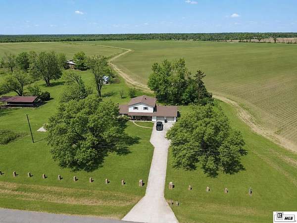 4.59 Acres of Land with Home for Sale in Oak Ridge, Louisiana