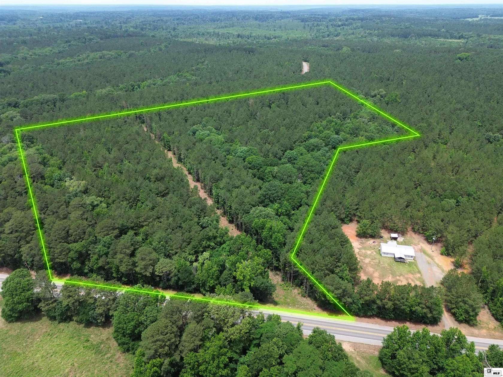 10.4 Acres of Recreational & Residential Land for Sale in Choudrant, Louisiana