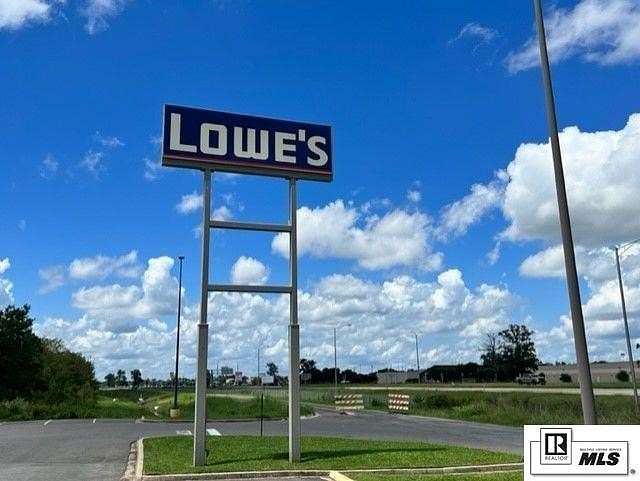 28.3 Acres of Mixed-Use Land for Sale in Monroe, Louisiana