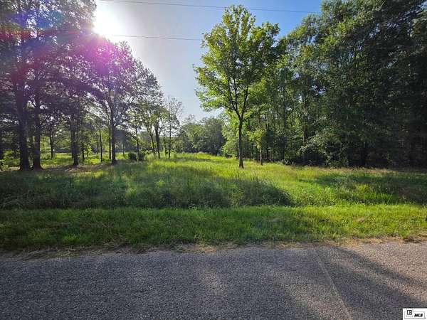 3 Acres of Residential Land for Sale in Mangham, Louisiana