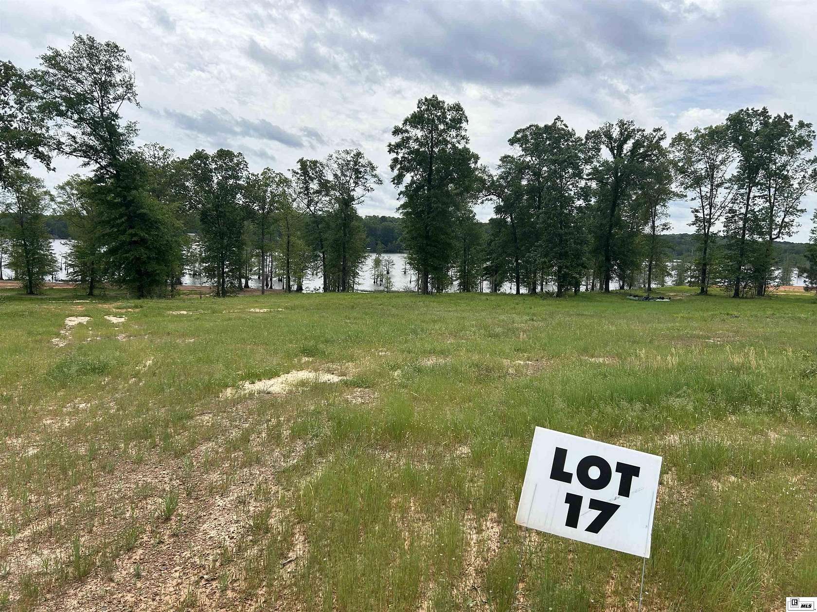 1.59 Acres of Residential Land for Sale in Farmerville, Louisiana
