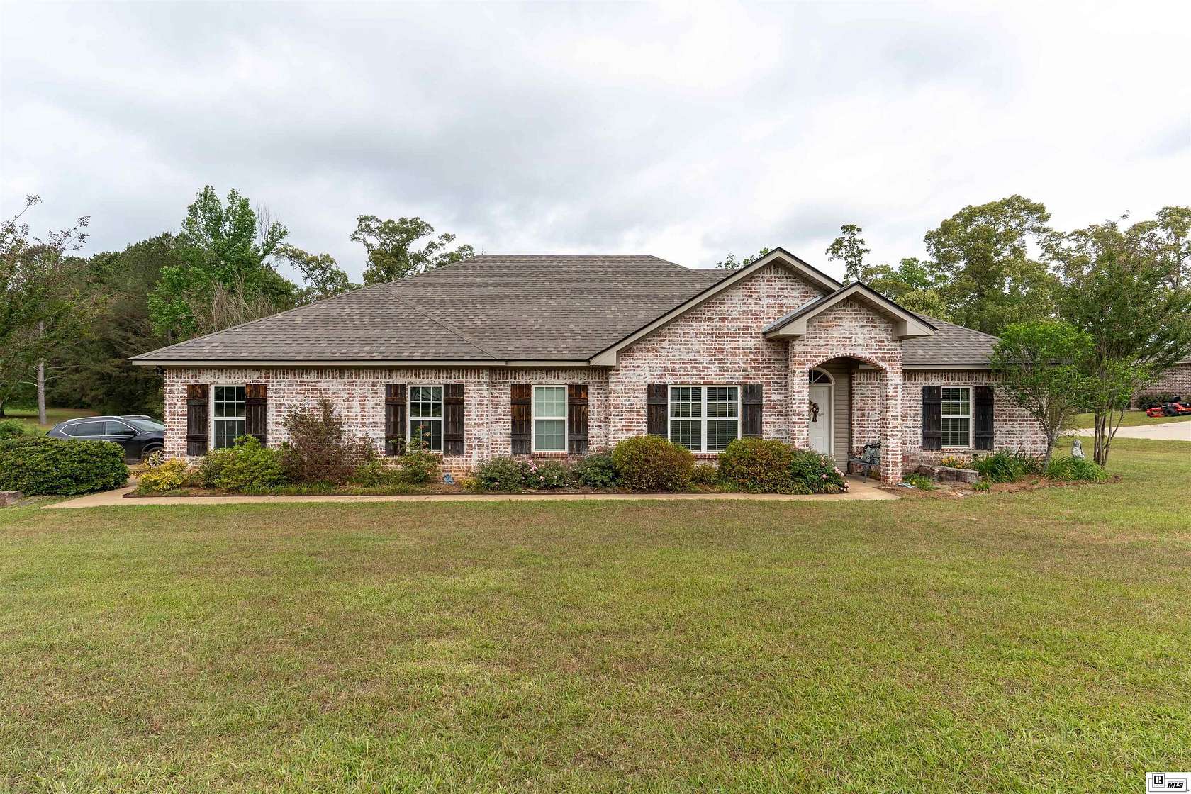 2.55 Acres of Land with Home for Sale in Farmerville, Louisiana