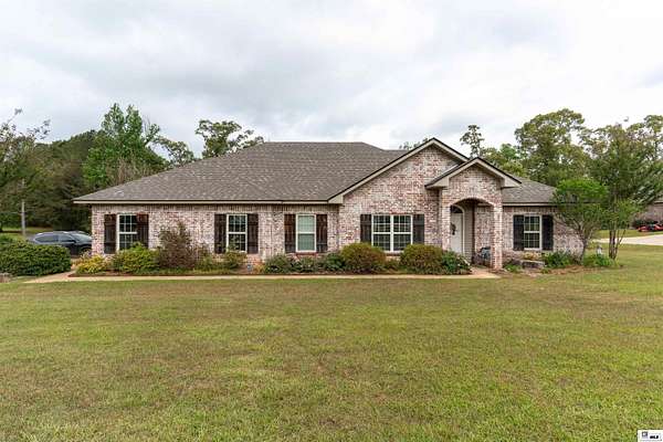 2.55 Acres of Land with Home for Sale in Farmerville, Louisiana