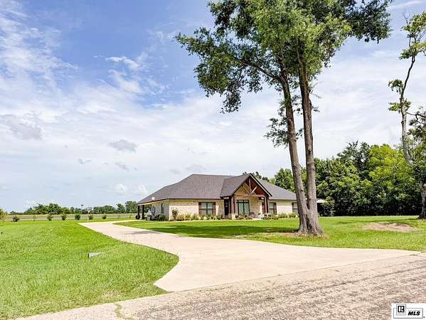 4 Acres of Land with Home for Sale in Columbia, Louisiana