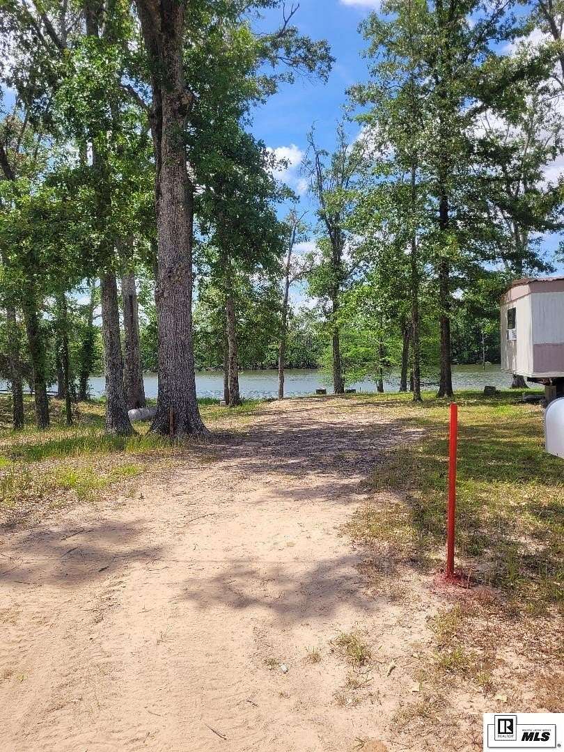 2.28 Acres of Land for Sale in Oak Ridge, Louisiana