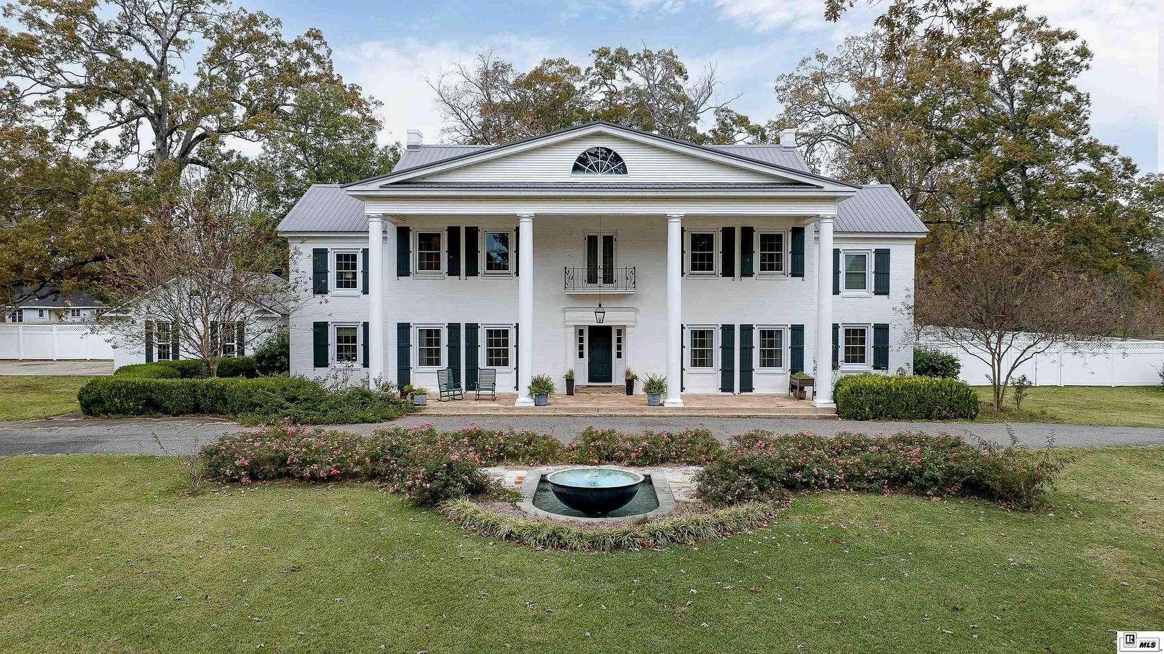 6 Acres of Land with Home for Sale in Oak Grove, Louisiana