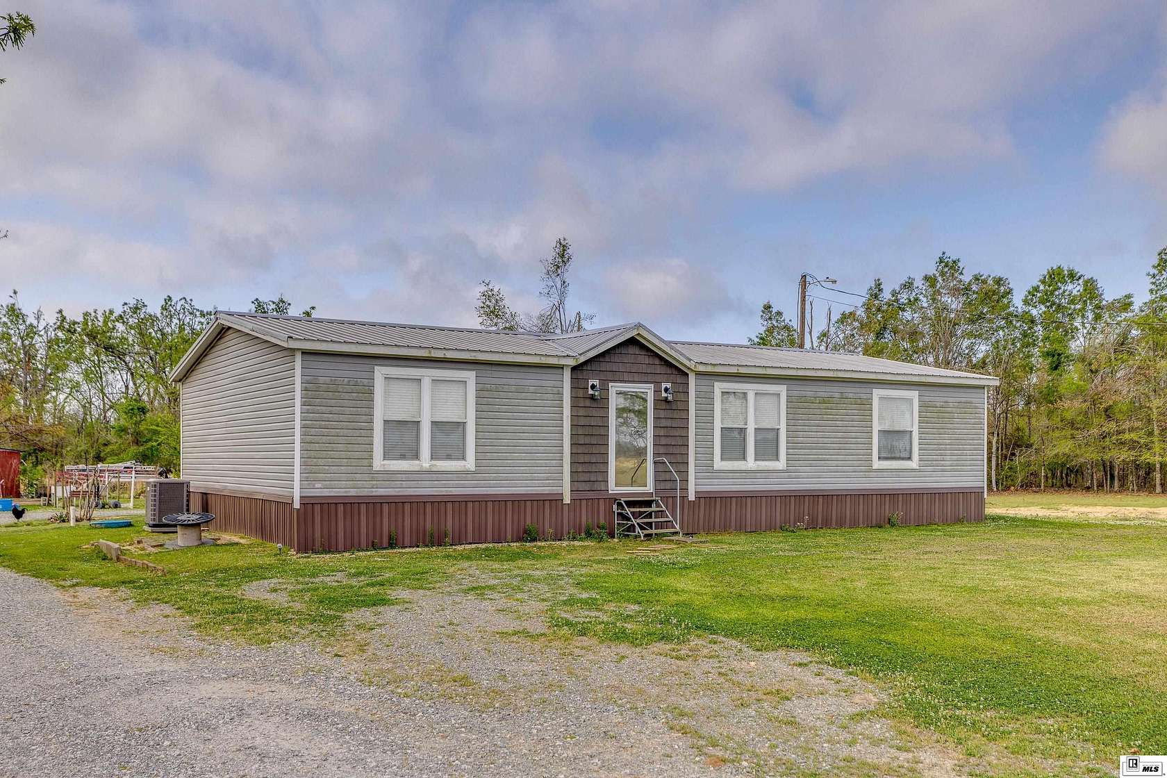 4.65 Acres of Land with Home for Sale in Rayville, Louisiana