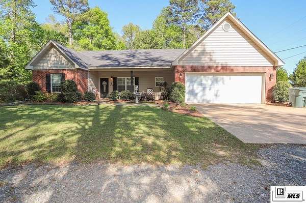 2 Acres of Land with Home for Sale in Ruston, Louisiana
