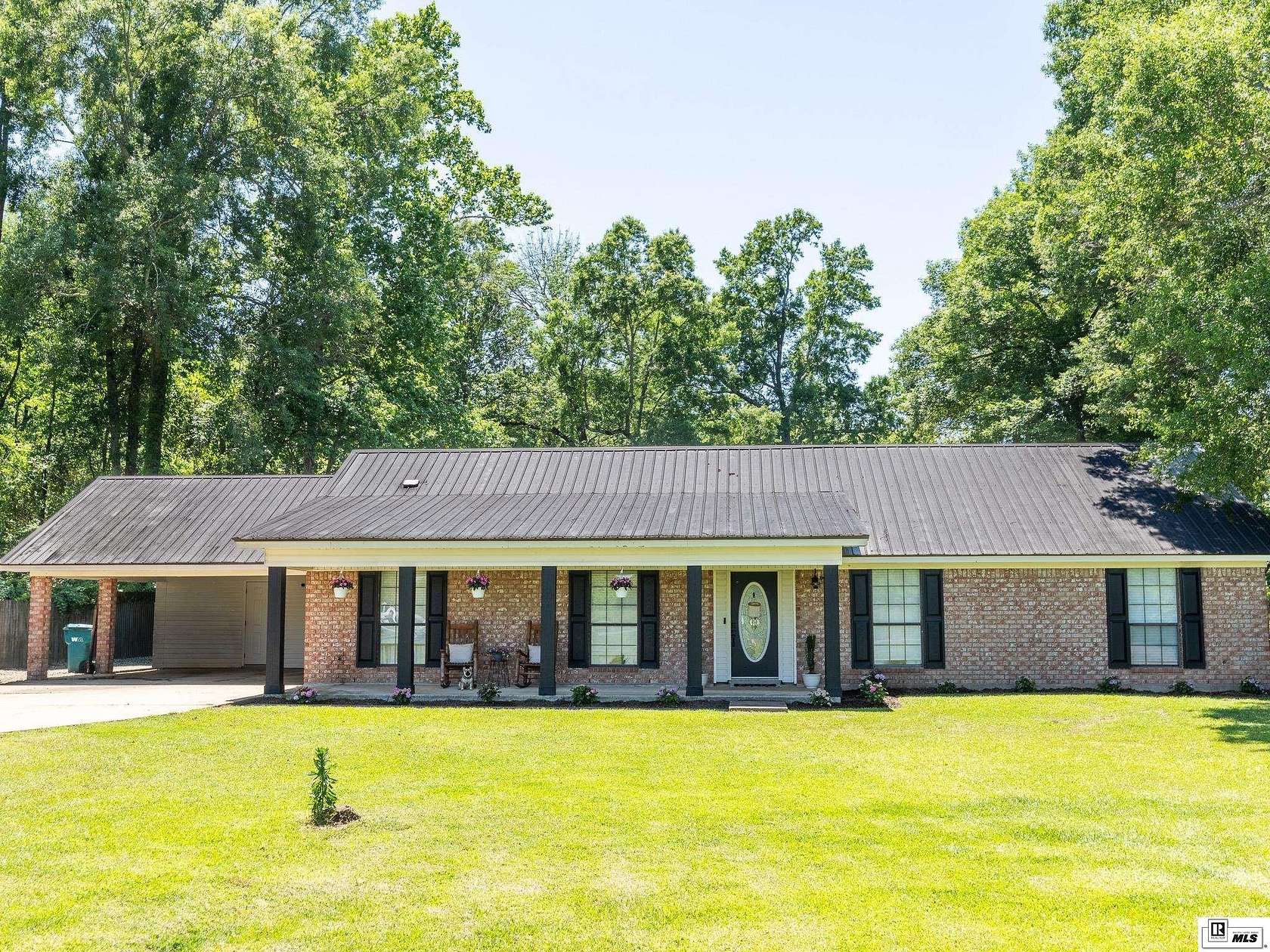 1.68 Acres of Land with Home for Sale in Bastrop, Louisiana