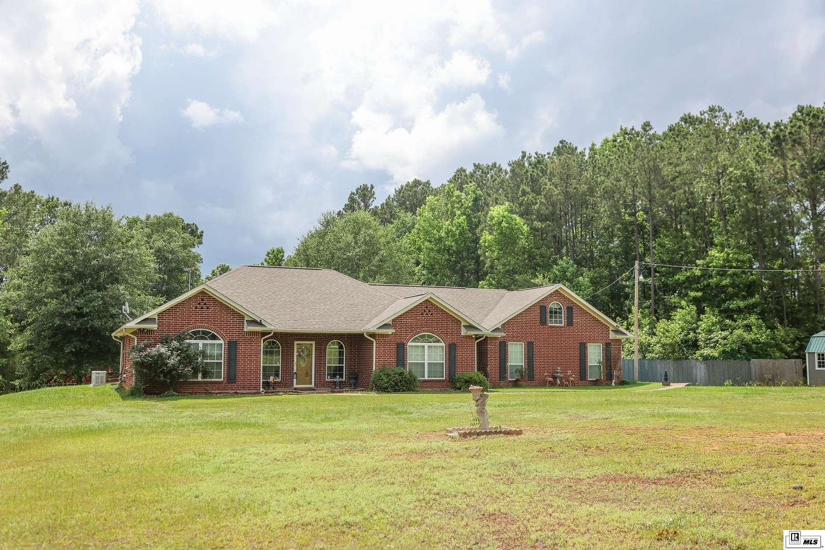14 Acres of Land with Home for Sale in Bernice, Louisiana