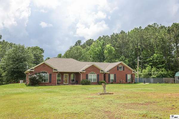 14 Acres of Land with Home for Sale in Bernice, Louisiana
