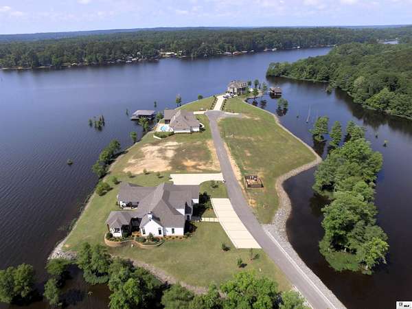 3.15 Acres of Residential Land for Sale in Farmerville, Louisiana