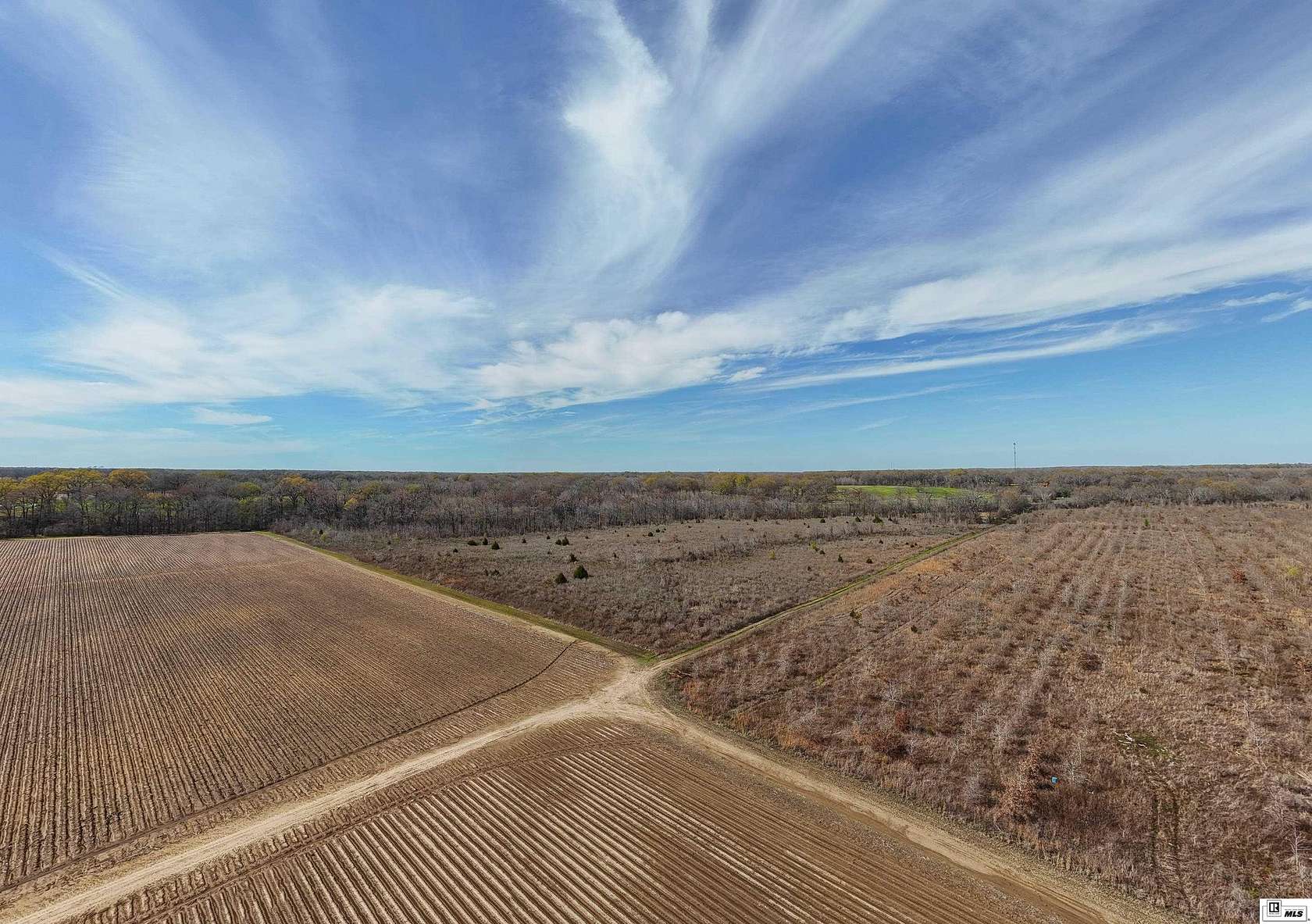 38 Acres of Recreational Land for Sale in Oak Grove, Louisiana