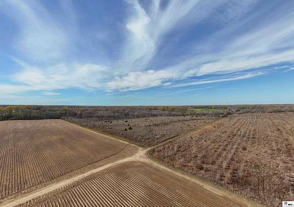 38 Acres of Recreational Land for Sale in Oak Grove, Louisiana