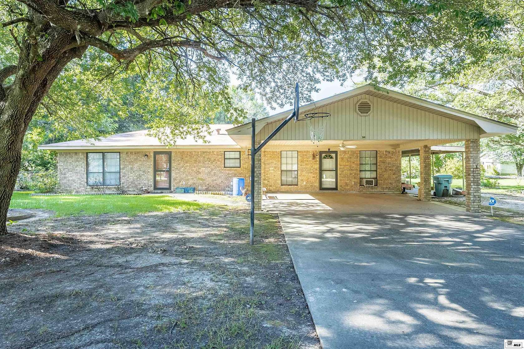 4.72 Acres of Land with Home for Sale in Bastrop, Louisiana