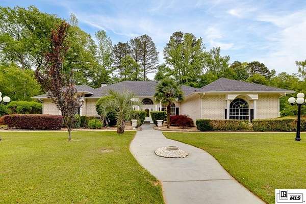 4.87 Acres of Land with Home for Sale in Ruston, Louisiana