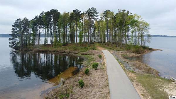 2.46 Acres of Residential Land for Sale in Chatham, Louisiana