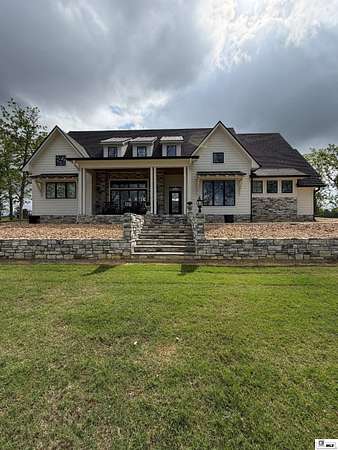 40 Acres of Land with Home for Sale in Jonesboro, Louisiana