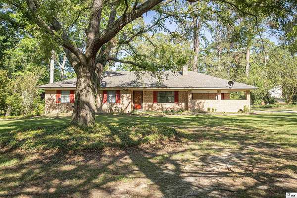 2 Acres of Land with Home for Sale in West Monroe, Louisiana