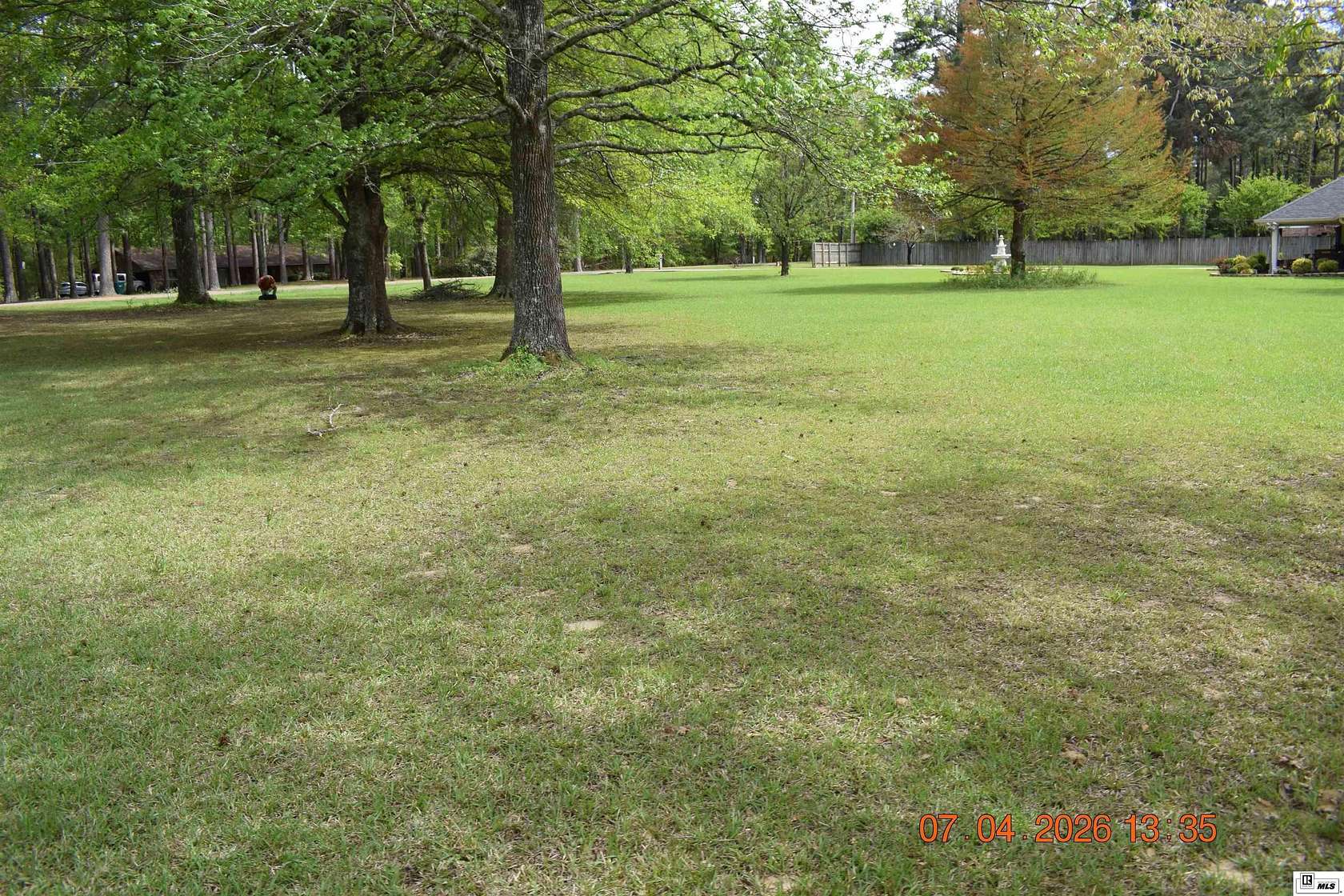 1.17 Acres of Residential Land for Sale in Bastrop, Louisiana