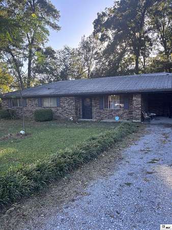 1.75 Acres of Land with Home for Sale in Ferriday, Louisiana