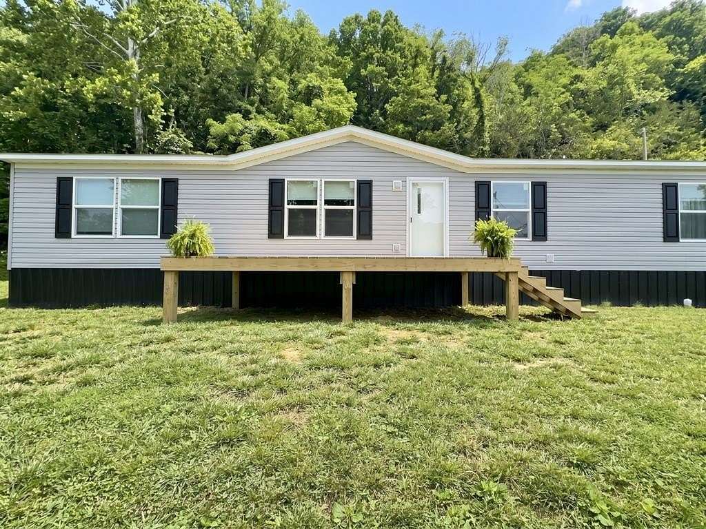 12 Acres of Recreational Land with Home for Sale in Eastern, Kentucky