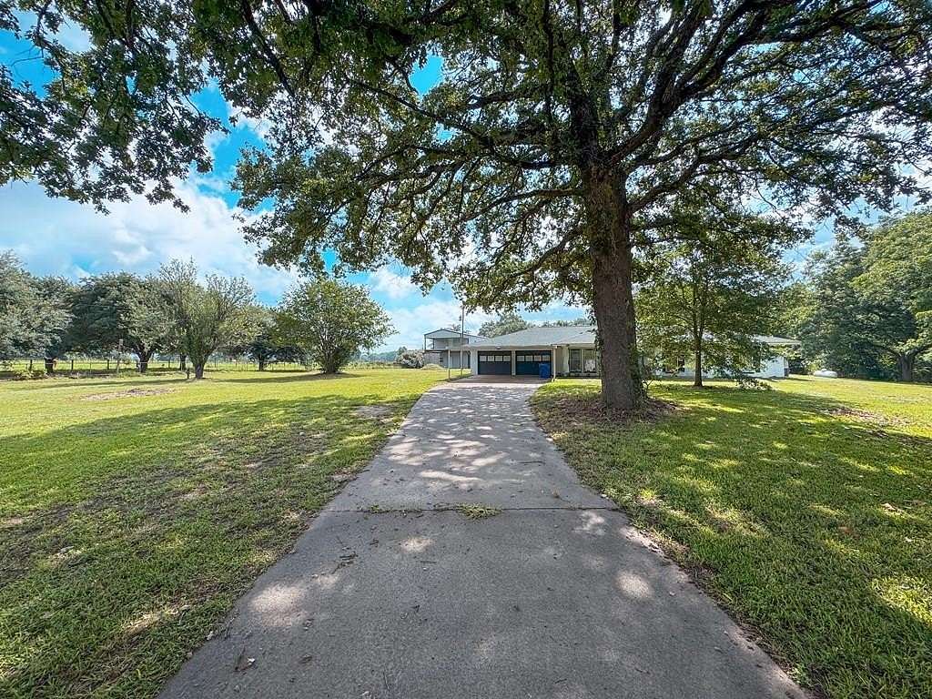 2 Acres of Land with Home for Sale in Grapeland, Texas