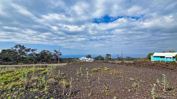 1 Acre of Residential Land for Sale in Hawaiian Ocean View, Hawaii