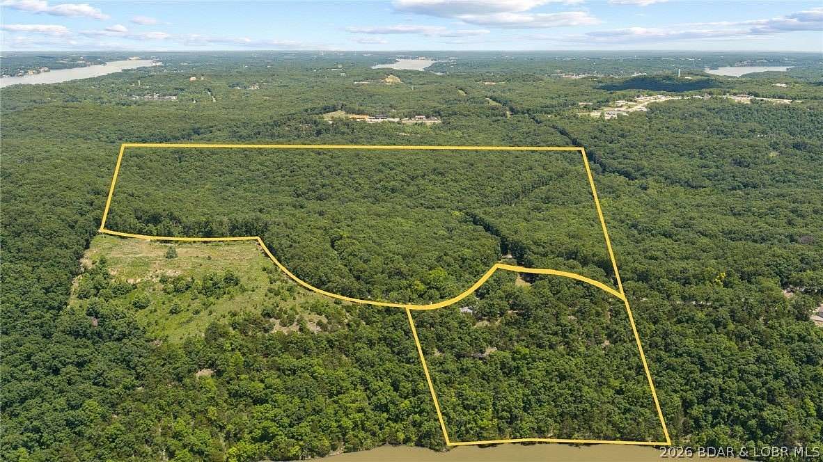 72 Acres of Recreational & Residential Land for Sale in Sunrise Beach, Missouri