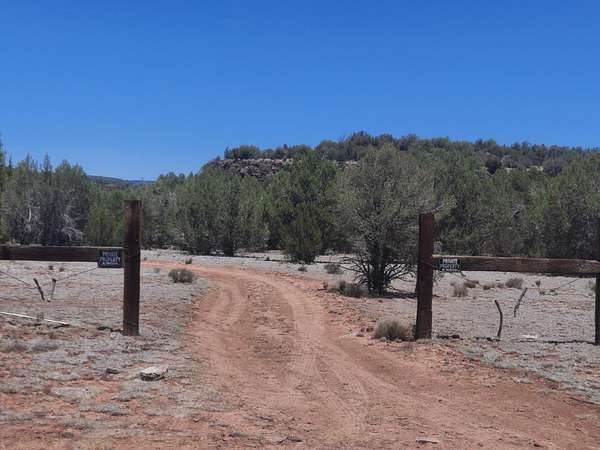 10 Acres of Agricultural Land for Sale in Seligman, Arizona