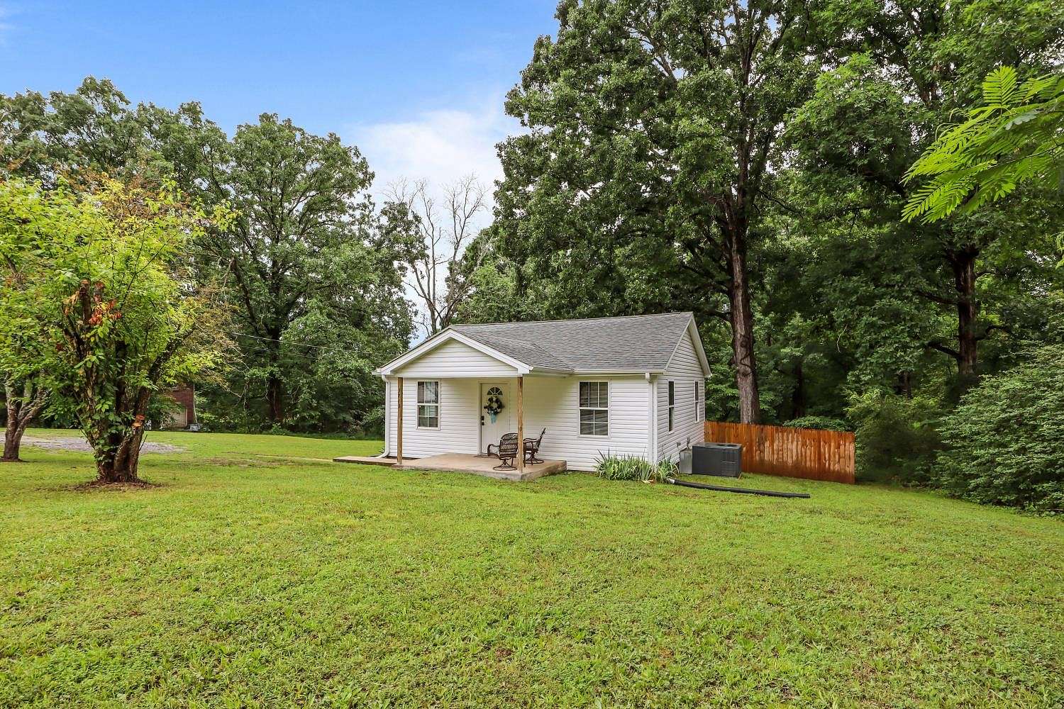1.5 Acres of Land with Home for Sale in Centerville, Tennessee