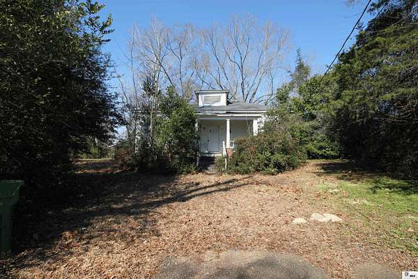 Land with Home for Sale in Winnfield, Louisiana